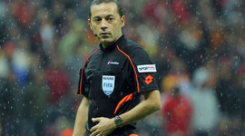 Dev derbi Cüneyt Çakır'ın!