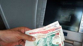 Kredi kartında fahiş faize devam!