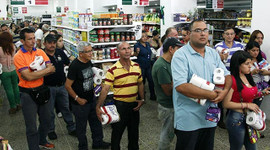 Kıtlığın baş gösterdiği Venezuela’da kondom fiyatları tavan yaptı