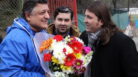 Yılmaz Vural'ın heykeli dikiliyor