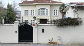 Uzeller'in yalısı icrada satılacak