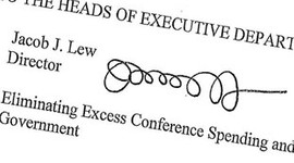 Dolar düşmesin diye imzasını değiştirecek