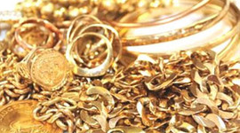 Altın dün kazandığını bugün geri verdi