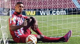 Constant ülkeyi terk etti!