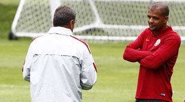Galatasaray'da Melo kadro dışı!