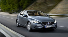 Yayalar için en güvenli otomobil yolda!