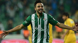 Fenerbahçe, Volkan Şen'i resmen açıkladı! 3 yıllık imza...