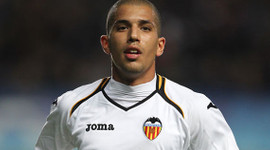 Feghouli'den Fenerbahçe'ye: Çabuk bitirin