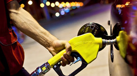 Petrol inişe devam ediyor!