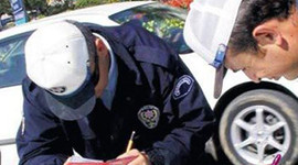 Evinin önüne park edenler dikkat!