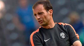 Allegri şaşırmış, RVP'yi istedi...