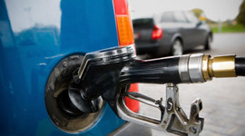 Benzine 6 kuruş zam geldi