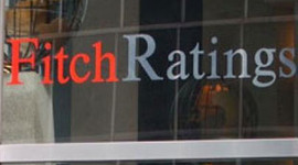 Fitch İtalya'nın notunu kırdı