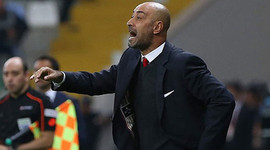 Tolunay Kafkas'tan koridorda olay sözler