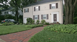 Polisten satılık casus yuvası!