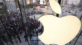 Teknoloji devi Apple tacını kaybetti