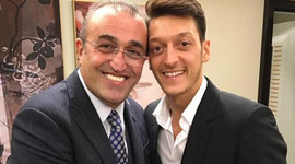 Mesut Özil'den Albayrak'a: Ben Fenerbahçeliyim