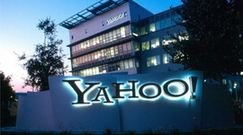 Yahoo iki şirket birden satın aldı