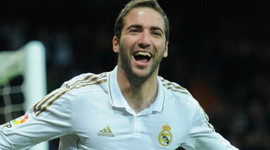 Higuain'e 18 milyon Euro!