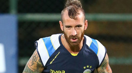 F.Bahçe Meireles ile yolları ayırdı