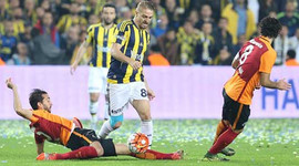 Galatasaray-Fenerbahçe derbisinin saati değişti