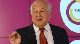 Galatasaray'da Süreyya Ayhan korkusu