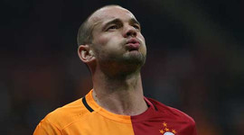 Sneijder, Fenerbahçe derbisinde yok