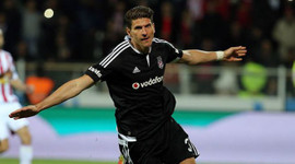 Mario Gomez terör yüzünden ayrılıyor