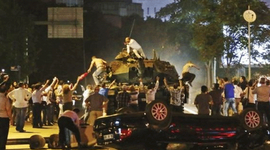 İş dünyası darbe girişimini kınadı