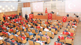 İTO Meclis kararı: Meydanları bırakmak yok!