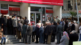 Emekliler maaş promosyonu bekliyor