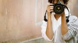 Akıllı telefon onun tahtını sallayamadı