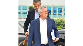 Aziz Yıldırım: Yerle bir oldular