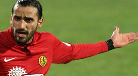 Ersun Yanal onun peşinde!