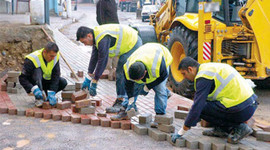 Taşeronlar sözleşmeli kadrolu işçi olacak
