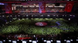 Şenol Güneş Stadı açıldı