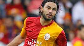 Cimbom tam ortadan vuruldu!