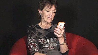 iPhone'un sesi bana ait!