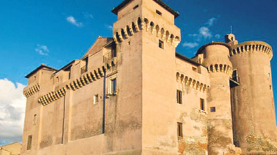 Sahibinden satılık İtalya!