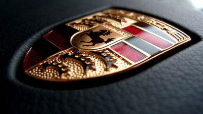 Porsche'a yanıltıcı yazılım suçlaması