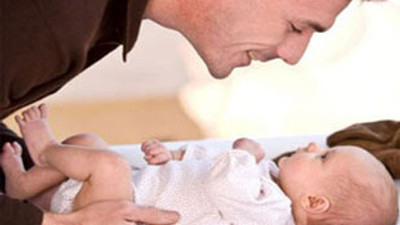 Çalışan babaya doğum izni müjdesi