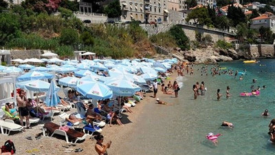 Sahildeki otellerde yer kalmadı!