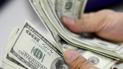 Kur riski yönetiminde sıra büyüklerde