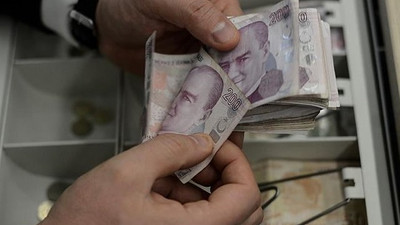 Emekliye en az 1.570 TL