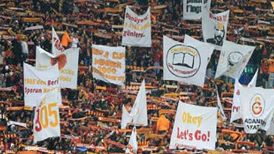 GS taraftarı çöpleri karıştırdı!