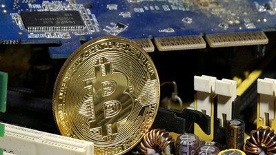 Bitcoin'e bir yasak da Google'dan