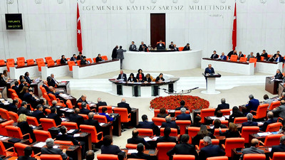 Meclis bedelli için yoğun mesai yapacak