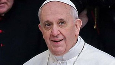 Papa zenginlere seslendi