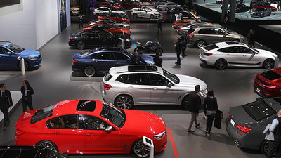 Lüks otomobil satışları hız kesti