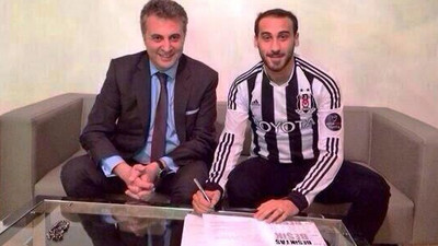 İmzayı atarken Fener ve Trabzon aradı